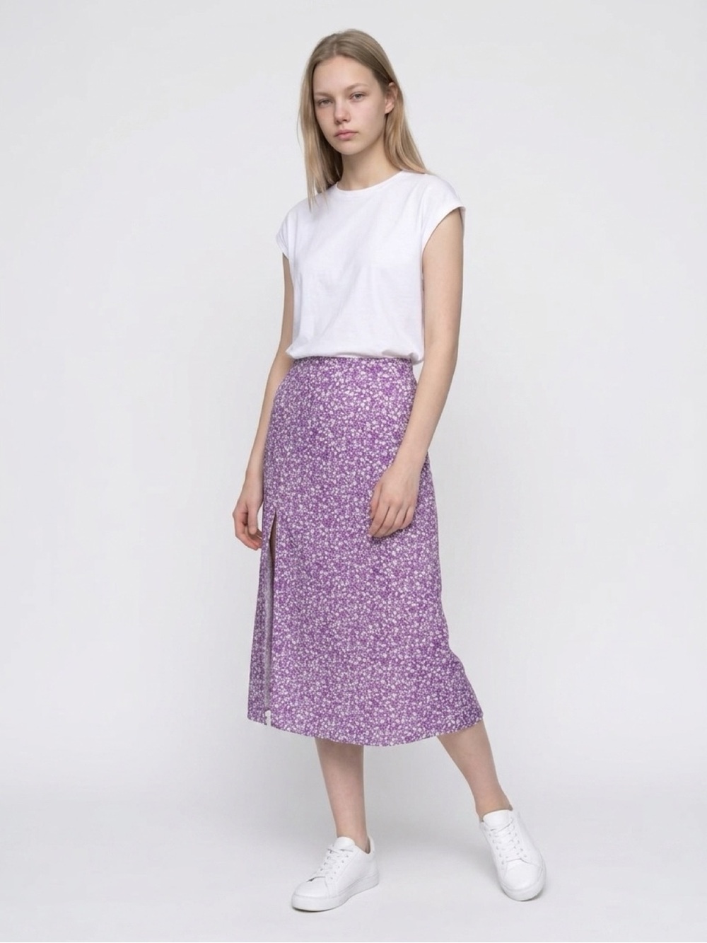 Vintage Y2K Purple Ditsy Floral Midi Skirt w/ High Slit | Size S 16" Waist